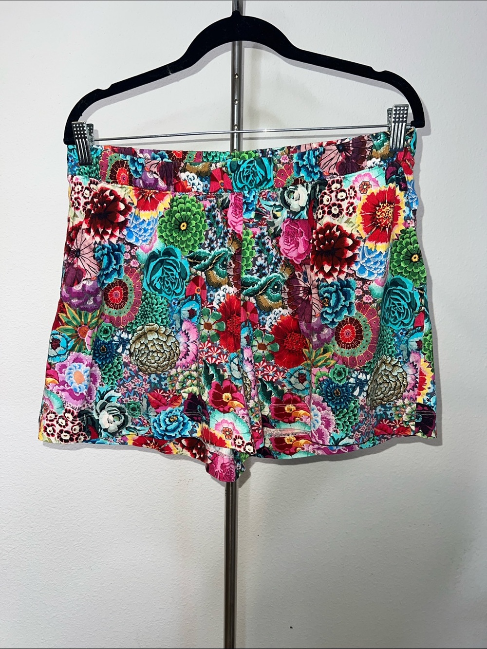Peruvian Connection Kaffe Fassett Pima Cotton Floral Multicolor Women's Shorts
